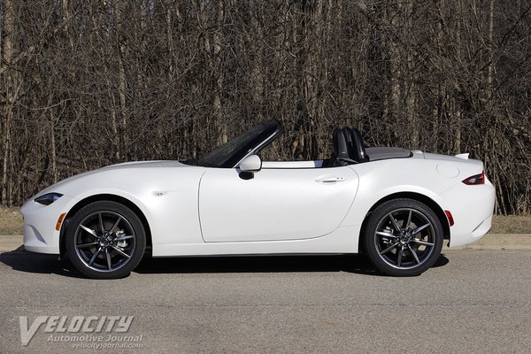 2021 Mazda MX-5