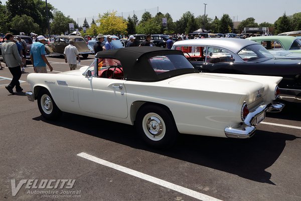 1957 Ford Thunderbird