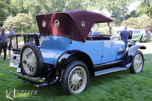 1918 Kissel 6-38 Sedanlette