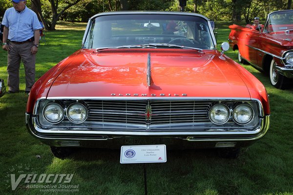 1962 Oldsmobile Starfire 2d hardtop