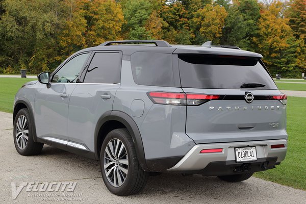 2022 Nissan Pathfinder Platinum