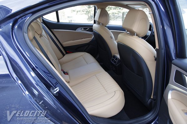 2022 Genesis G70 Interior