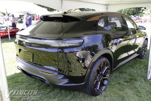 2022 Chrysler Airflow Graphite