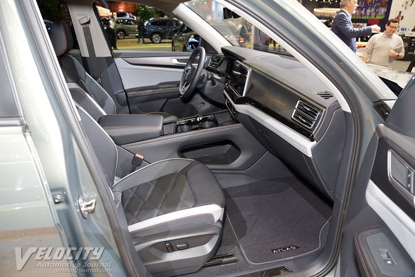 2024 Volkswagen Atlas Interior