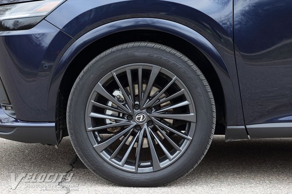 2023 Lexus RX 350h Wheel