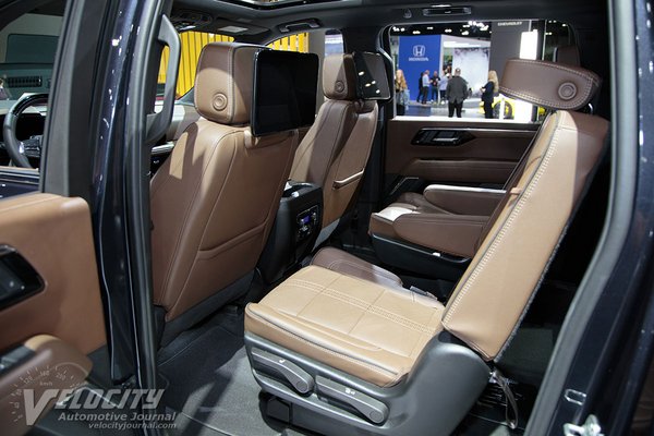 2025 Chevrolet Suburban Interior