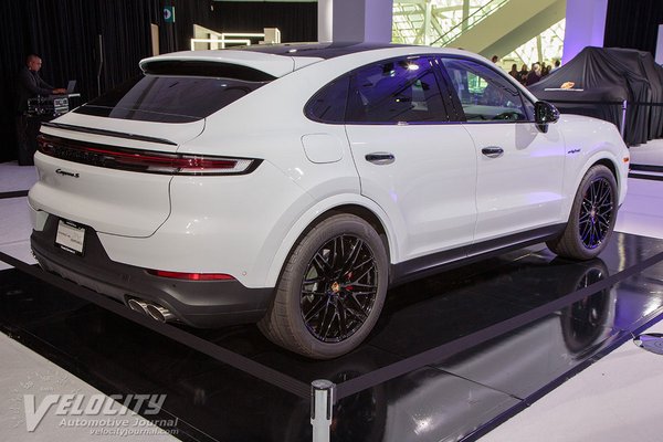 2025 Porsche Cayenne Coupe