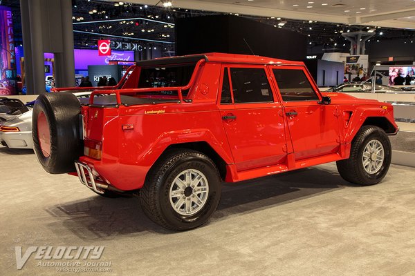 1986 Lamborghini LM 002