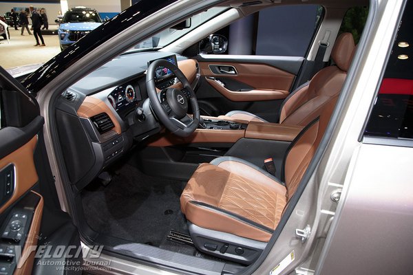 2024 Nissan Rogue Interior