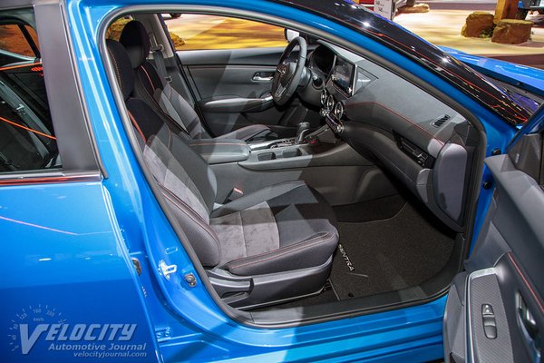 2024 Nissan Sentra SR Interior