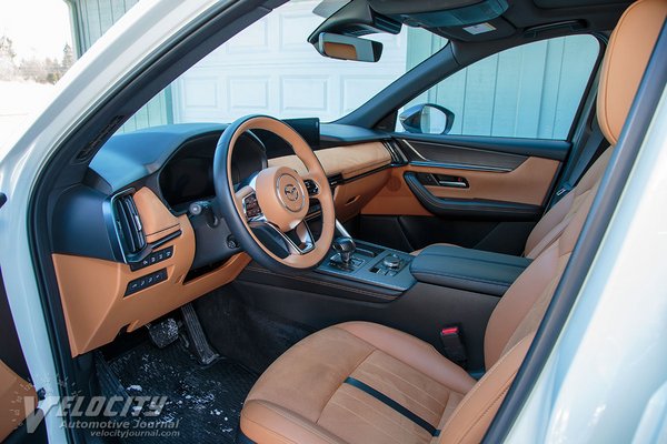 2025 Mazda CX-70 Interior