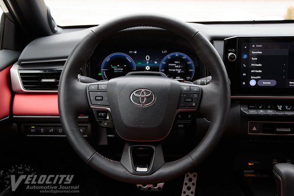 2025 Toyota Camry Instrumentation