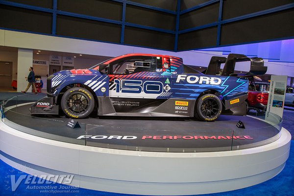 2024 Ford F-150 Lightning SuperTruck