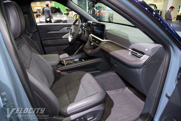 2025 Ford Explorer Interior