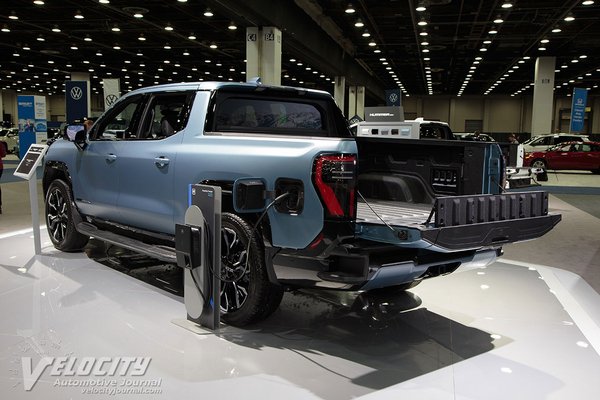 2025 GMC Sierra EV Denali