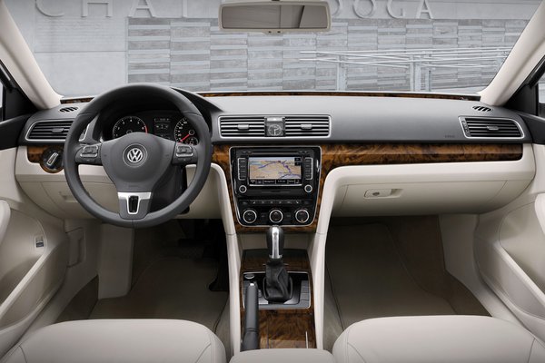 2012 Volkswagen Passat Interior