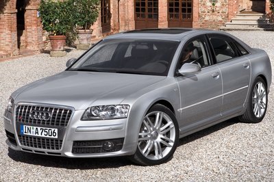 2007 Audi S8