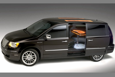 2007 Chrysler Town & Country Black Jack