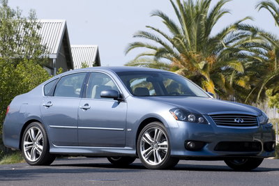 2009 Infiniti M