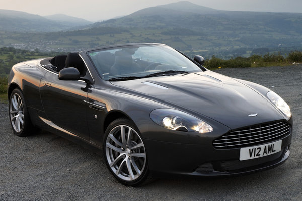 2011 Aston Martin DB9 Volante