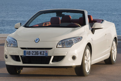 2011 Renault Megane Coupe-Cabriolet