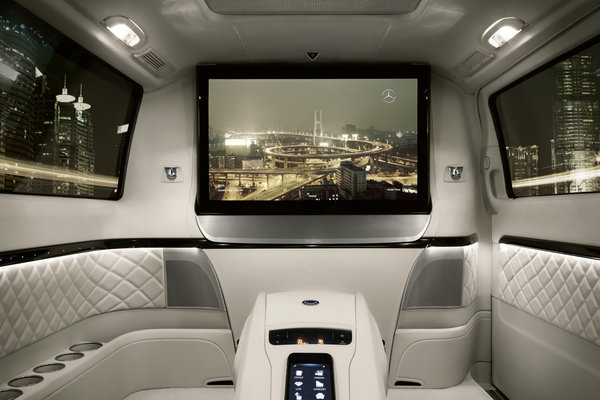 2012 Mercedes-Benz Viano Vision Diamond Interior