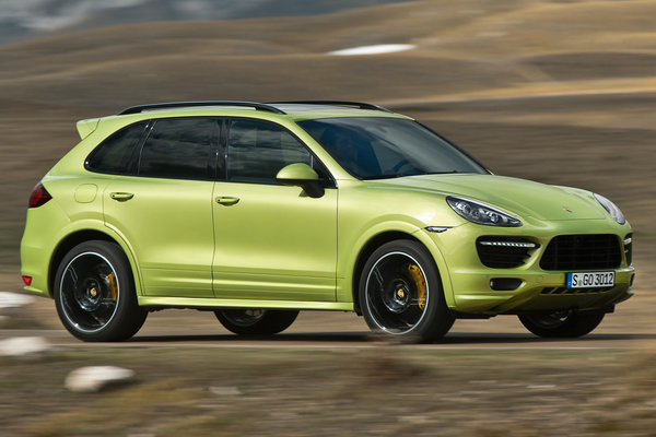 2013 Porsche Cayenne GTS