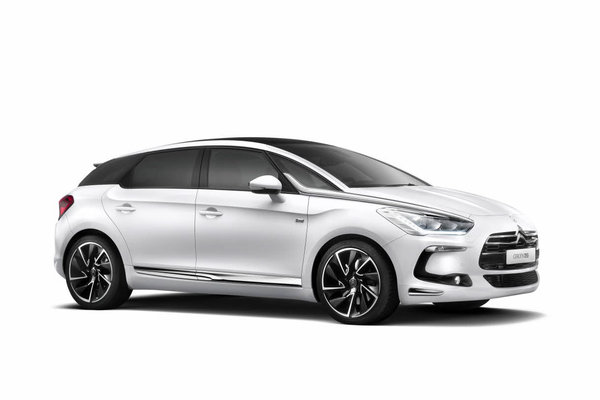 2013 Citroen DS5 Pure White