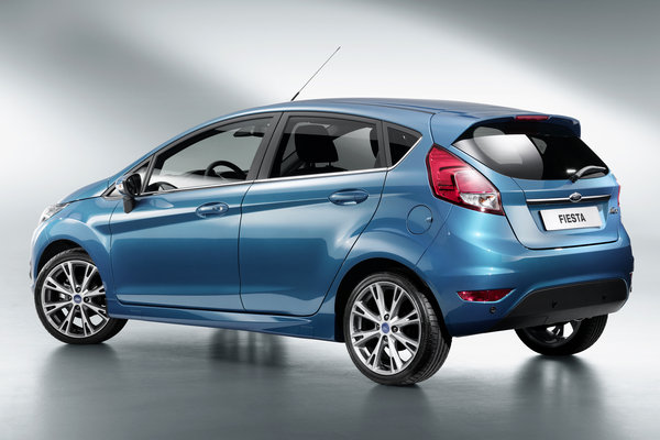 2013 Ford Fiesta 5d