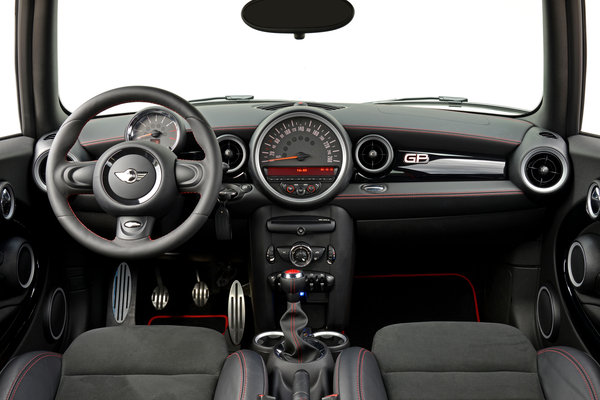 2013 Mini John Cooper Works GP Instrumentation