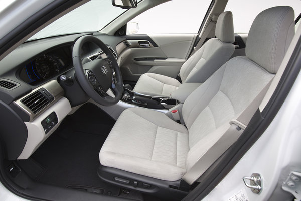 2014 Honda Accord PHEV Interior