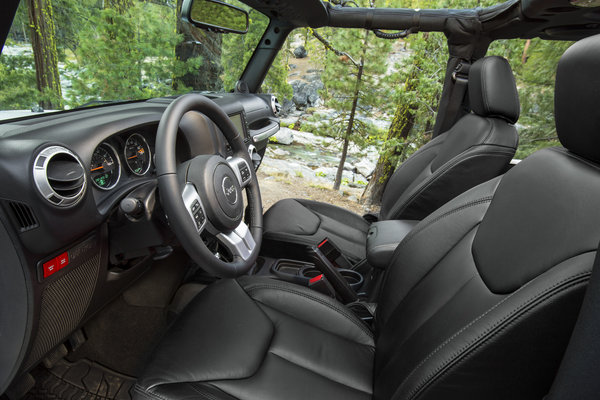 2014 Jeep Wrangler Interior