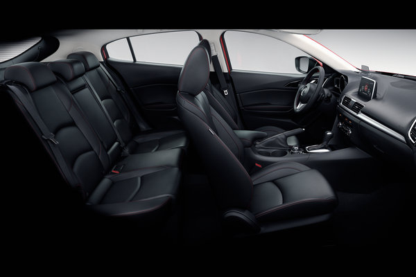 2014 Mazda Mazda3 Interior