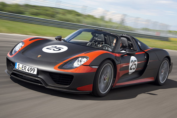 2014 Porsche 918 Spyder