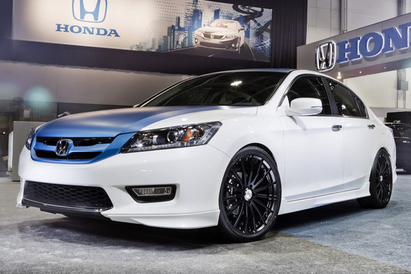 2012 Honda Accord Sedan by DSO Eyewear / MAD Industries