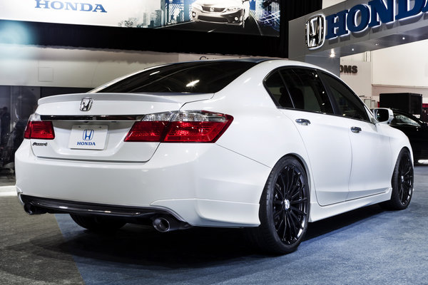 2012 Honda Accord Sedan by DSO Eyewear / MAD Industries