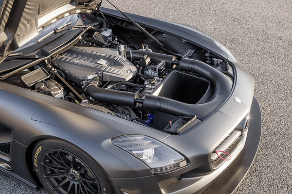 2012 Mercedes-Benz SLS AMG GT3 Engine