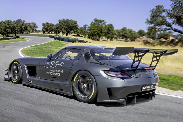 2012 Mercedes-Benz SLS AMG GT3