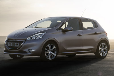 2012 Peugeot 208 5d