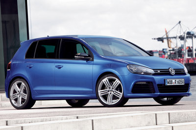 2012 Volkswagen Golf R 5d