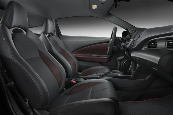 2013 Honda CR-Z Interior