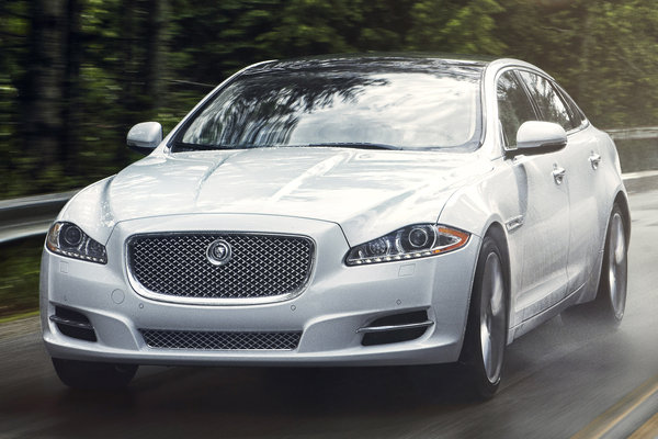 2013 Jaguar XJ AWD