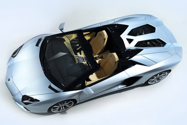 2013 Lamborghini Aventador Roadster