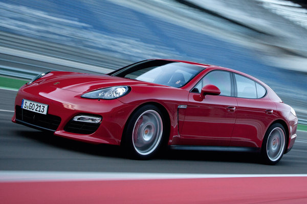 2013 Porsche Panamera GTS