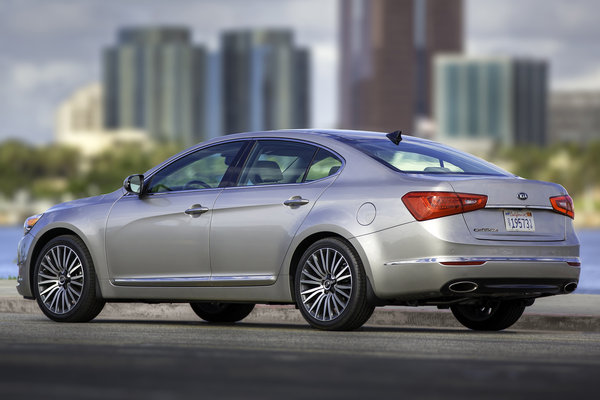 2014 Kia Cadenza