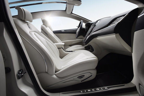 2013 Lincoln MKC Interior