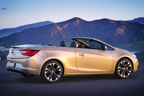 2014 Opel Cascada