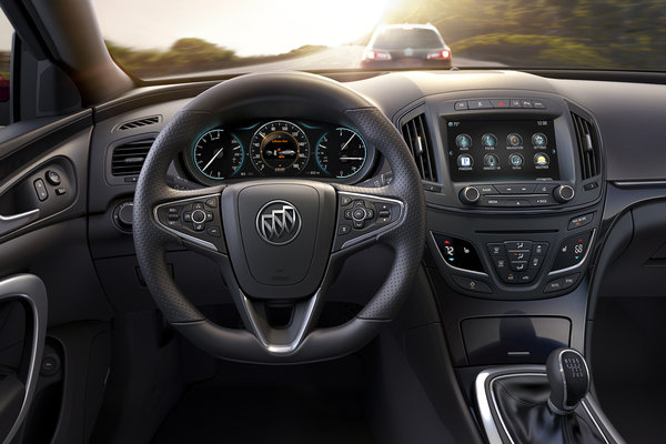 2014 Buick Regal GS Instrumentation