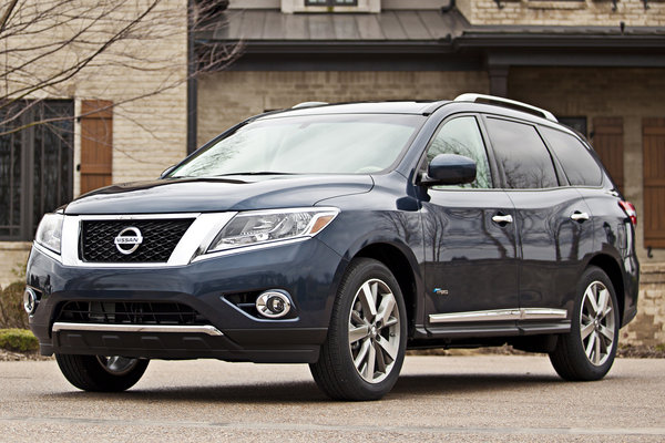 2014 Nissan Pathfinder Hybrid