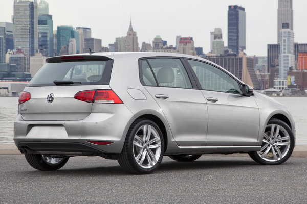 2015 Volkswagen Golf 5d